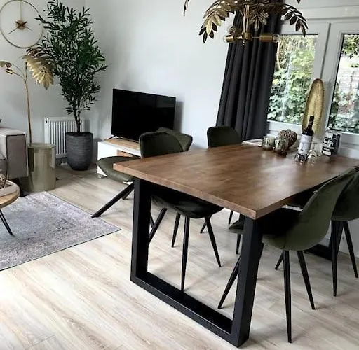 Boslodge Word Blij * Putten